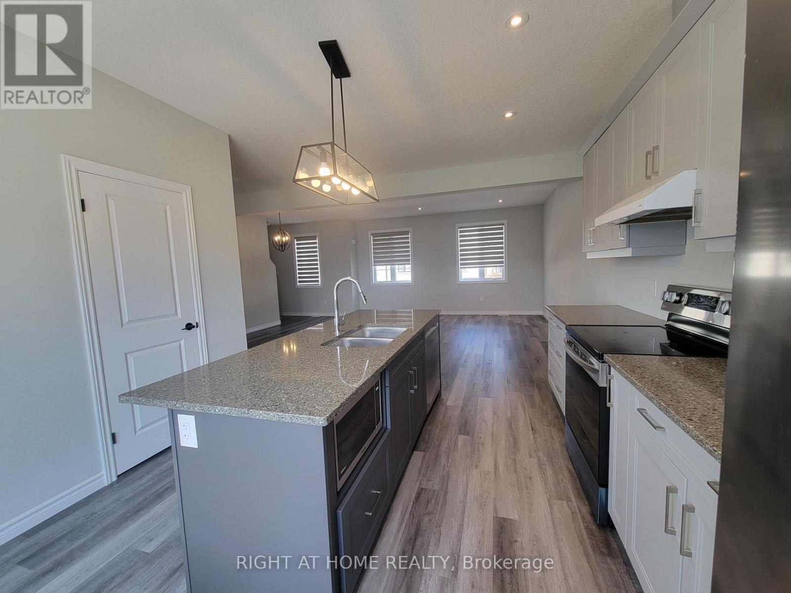 72 - 435 Callaway Road, London North, Ontario  N6G 2N1 - Photo 11 - X12187024