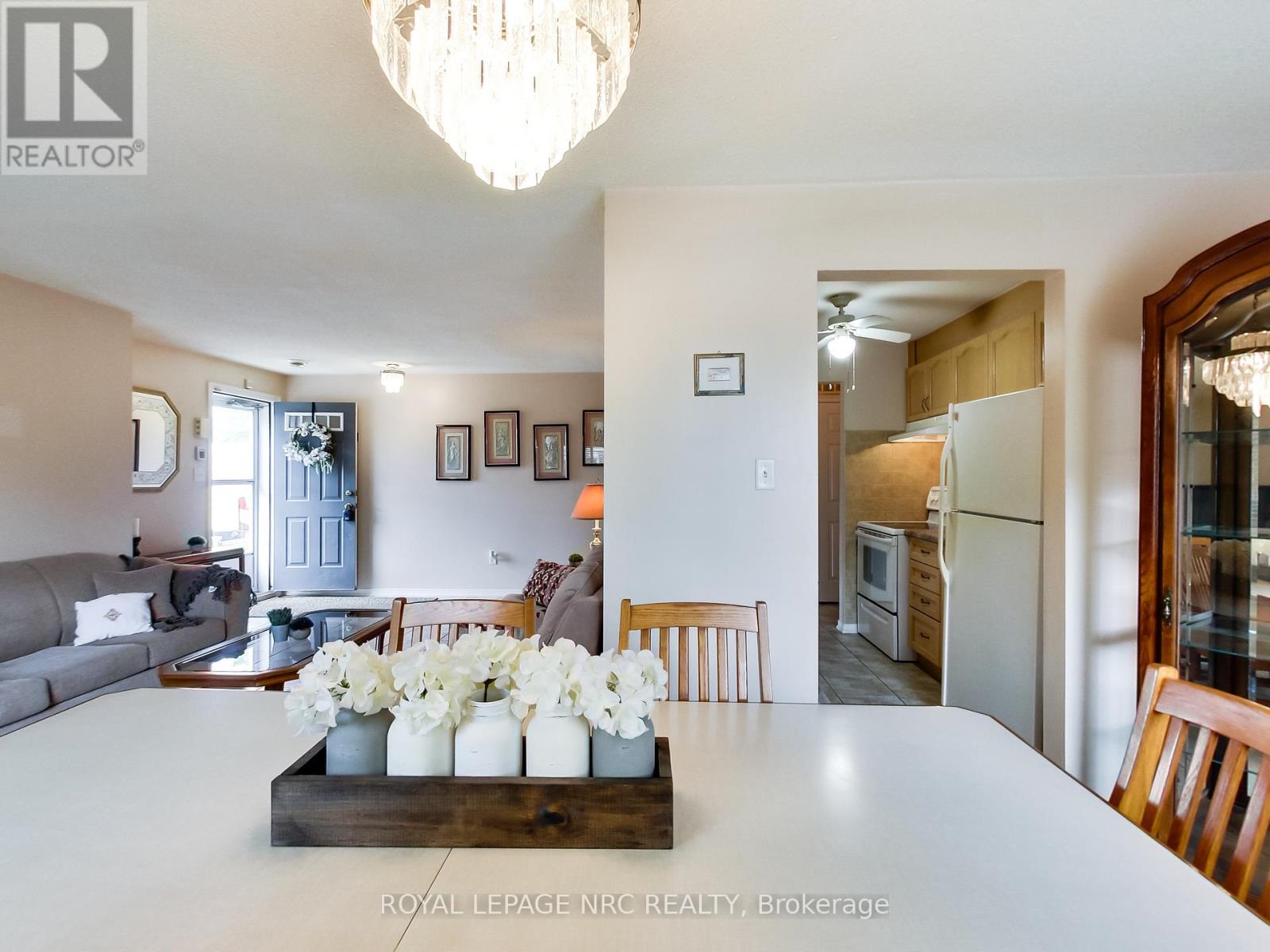 4 - 897 Stone Church Road E, Hamilton, Ontario  L8W 1B2 - Photo 10 - X12187042