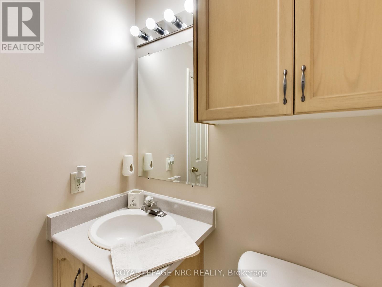 4 - 897 Stone Church Road E, Hamilton, Ontario  L8W 1B2 - Photo 25 - X12187042