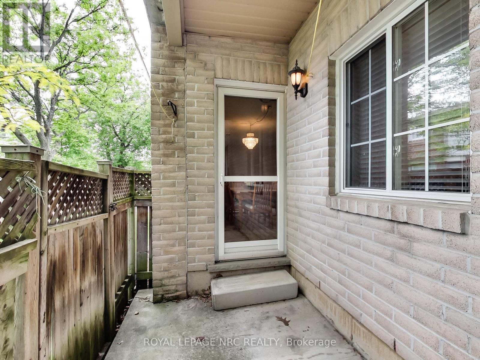 4 - 897 Stone Church Road E, Hamilton, Ontario  L8W 1B2 - Photo 27 - X12187042