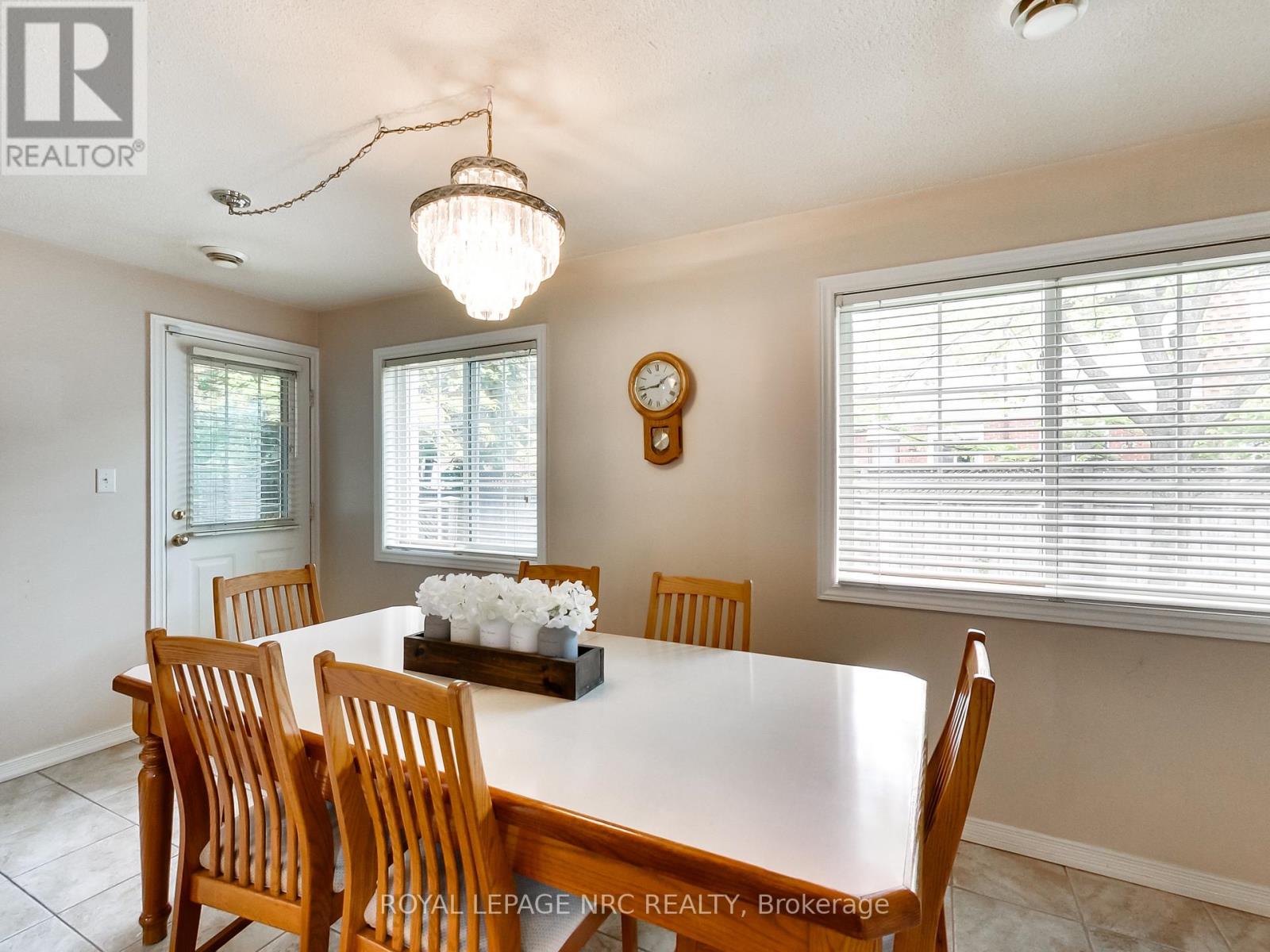 4 - 897 Stone Church Road E, Hamilton, Ontario  L8W 1B2 - Photo 8 - X12187042