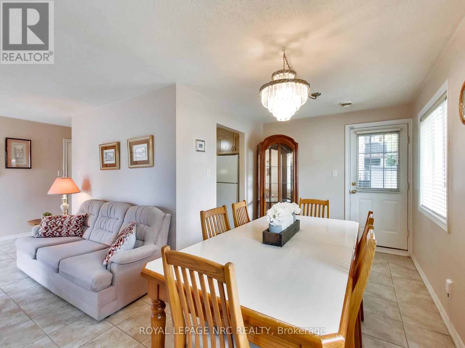 4 - 897 Stone Church Road E, Hamilton, Ontario  L8W 1B2 - Photo 9 - X12187042
