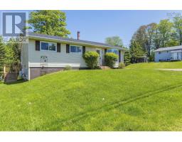 35 Lockhart Avenue, Truro, Ca