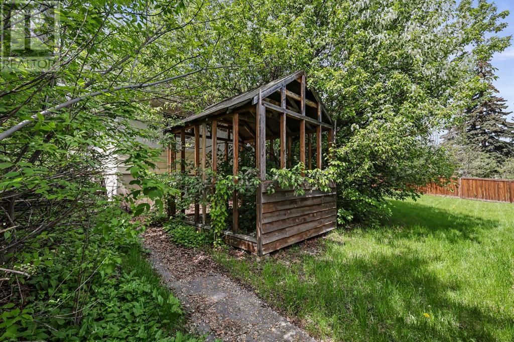 2002 Tecumseh Road Sw, Calgary, Alberta  T2T 5C5 - Photo 16 - A2205011
