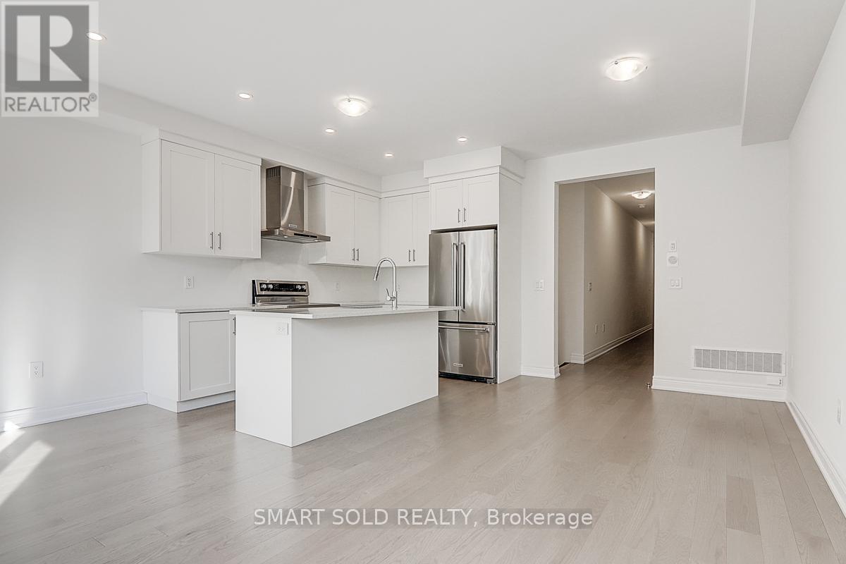 5 Hercules Club Drive, Richmond Hill, Ontario  L4E 1K6 - Photo 3 - N12077801