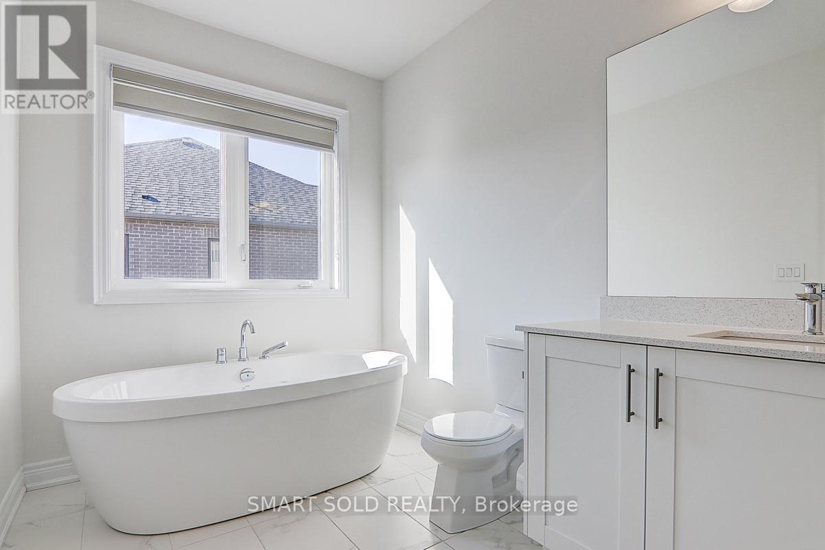 5 Hercules Club Drive, Richmond Hill, Ontario  L4E 1K6 - Photo 6 - N12077801