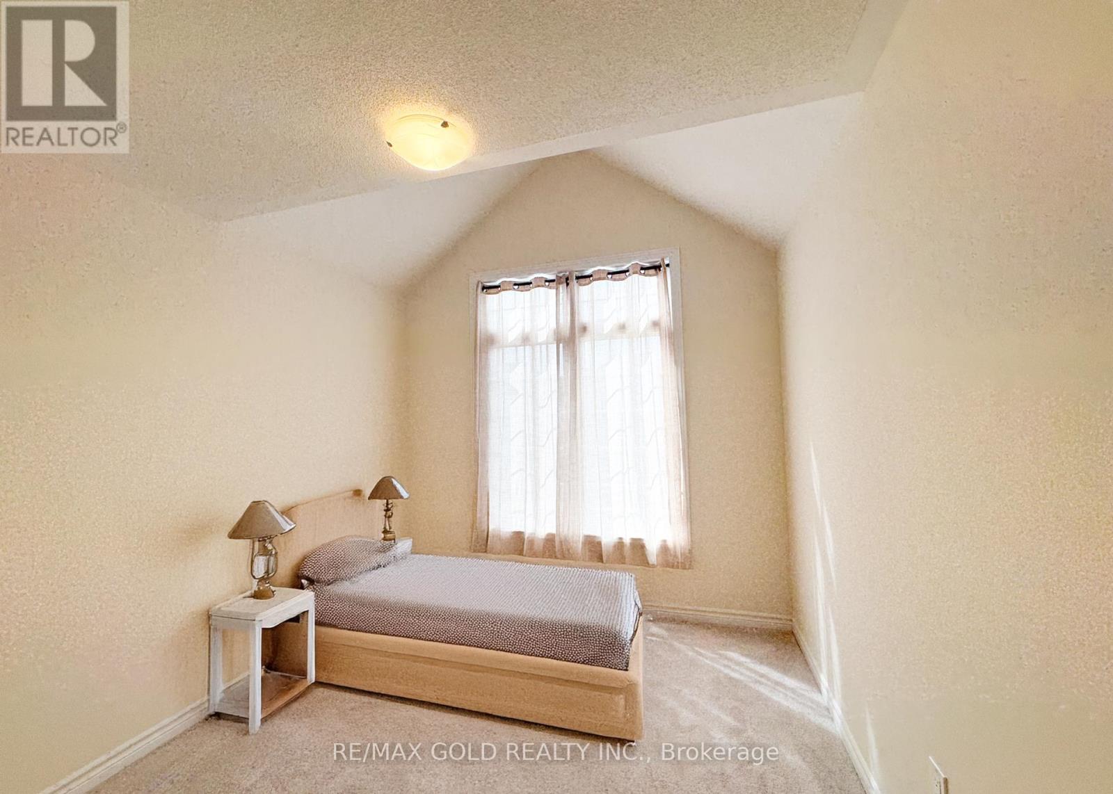 149 Molozzi Street, Erin, Ontario  N0B 1T0 - Photo 11 - X12169578