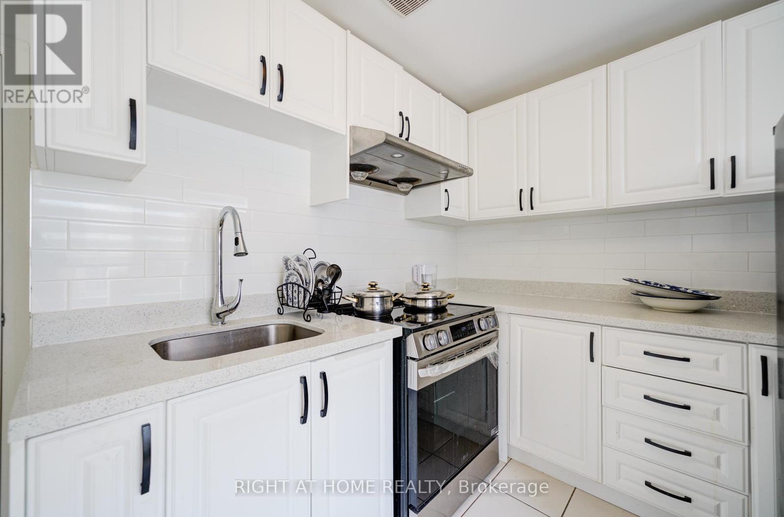 4 Hassard-Short Lane, Ajax (South East), Ontario  L1S 0C4 - Photo 30 - E12187064