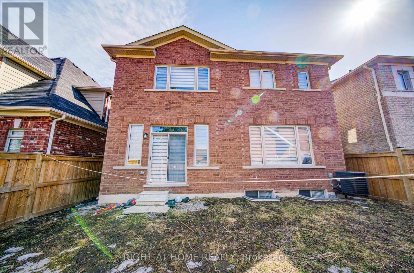 4 Hassard-Short Lane, Ajax (South East), Ontario  L1S 0C4 - Photo 42 - E12187064
