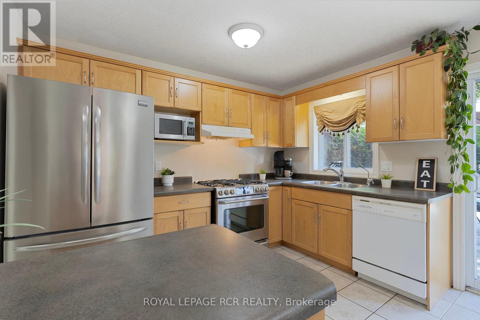 69 Spencer Avenue, Orangeville, Ontario  L9W 5E7 - Photo 10 - W12186926