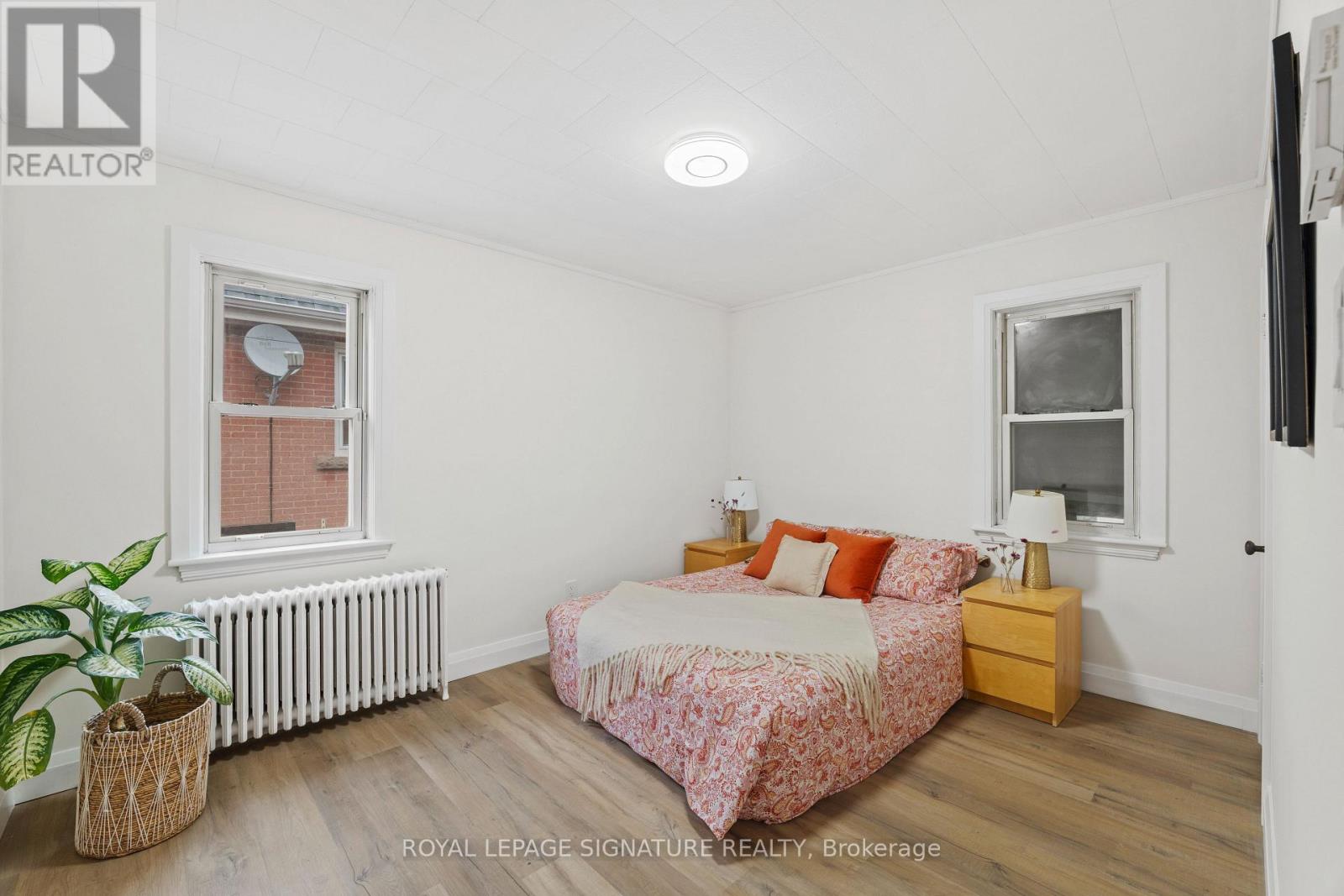 87a Barons Avenue S, Hamilton (Bartonville), Ontario  L8K 2Y4 - Photo 9 - X12187048