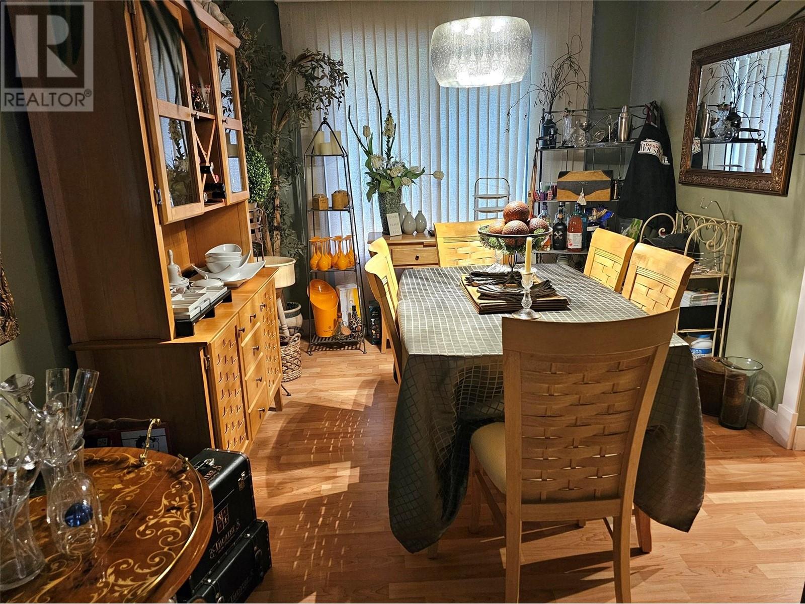 599 Clifton Road, Kelowna, BC V1V1A6