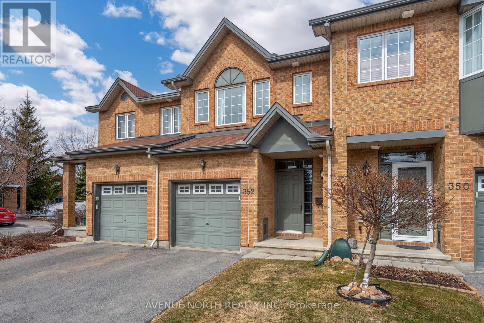 Property at 352 FREEDOM PRIVATE image 1