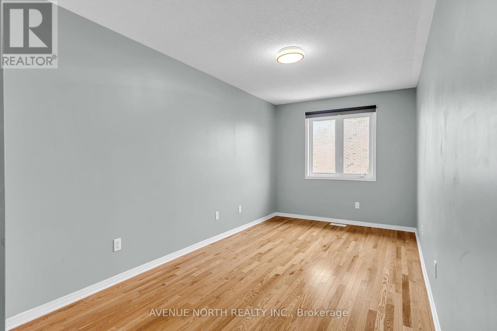 352 Freedom Private, Ottawa, Ontario  K1G 6W4 - Photo 24 - X12187079