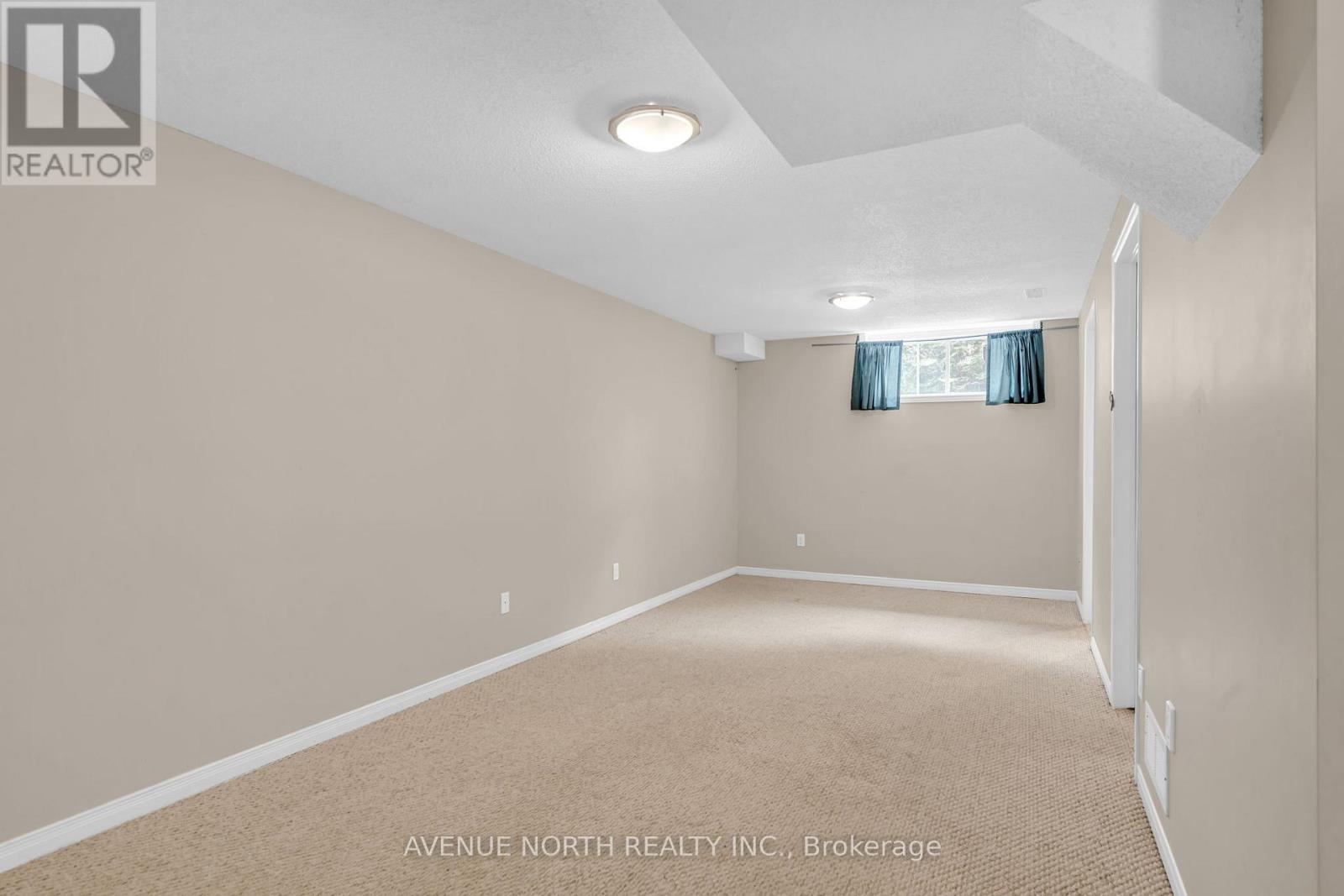 352 Freedom Private, Ottawa, Ontario  K1G 6W4 - Photo 27 - X12187079
