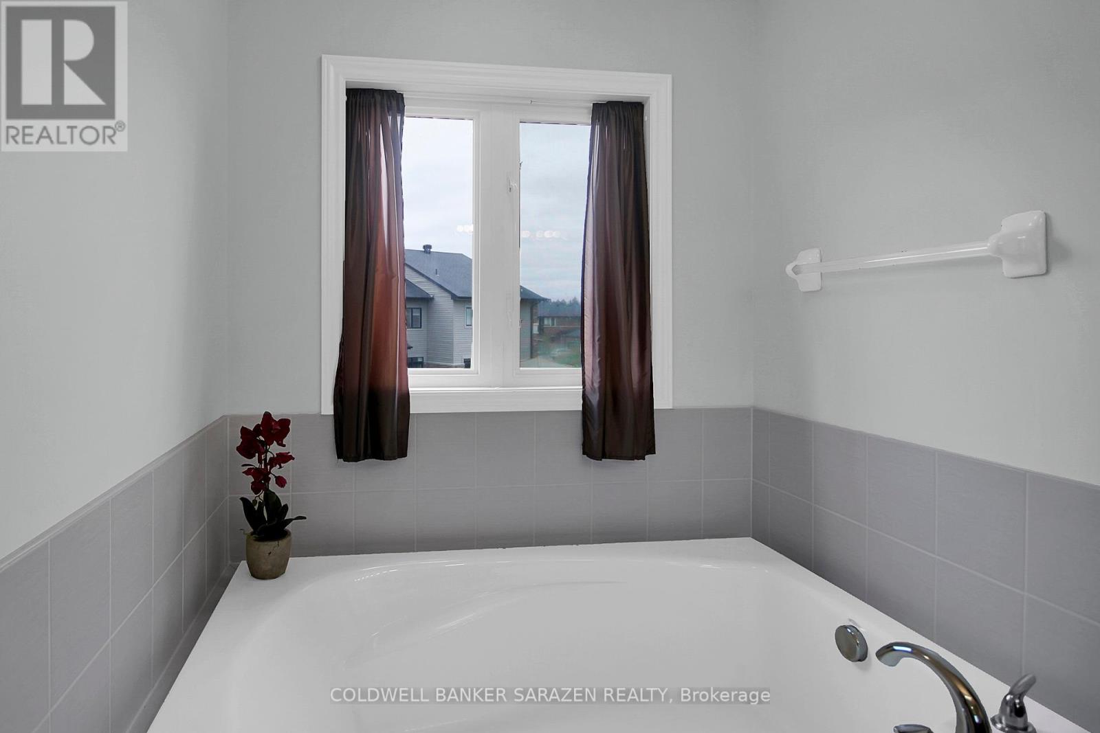 226 Southbridge Street, Ottawa, Ontario  K4M 0C5 - Photo 19 - X12187090
