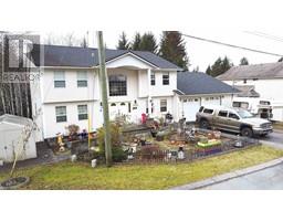 1022 Jubilee Crescent, Port Edward, Ca