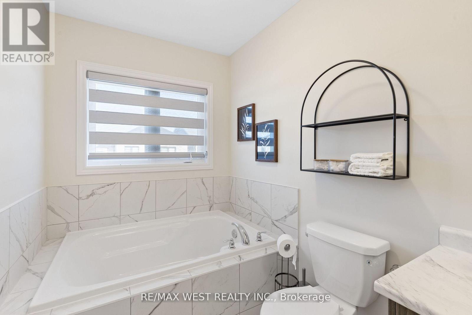399 Barker Parkway, Thorold, Ontario  L2V 0K6 - Photo 30 - X12186251