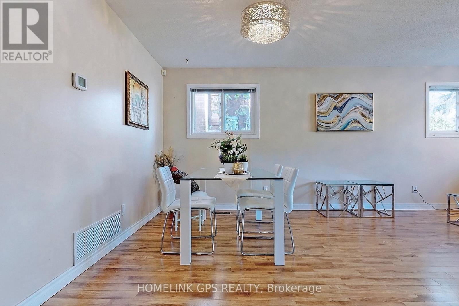 267 Elgin Mills Road W, Richmond Hill, Ontario  L4C 4M1 - Photo 9 - N12187065
