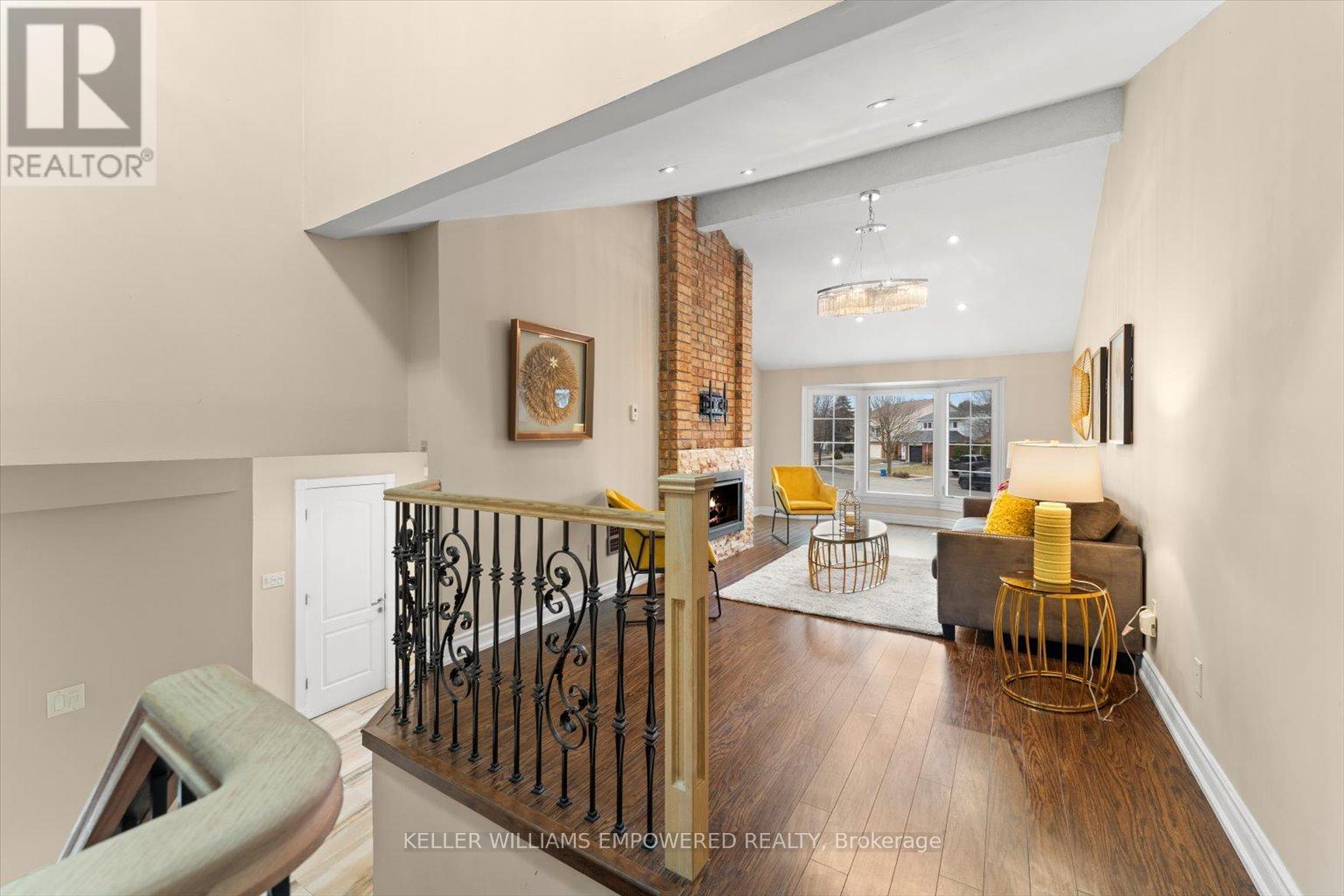 Main & Upper - 197 Stephen Street, Richmond Hill, Ontario  L4C 5N9 - Photo 24 - N12187075