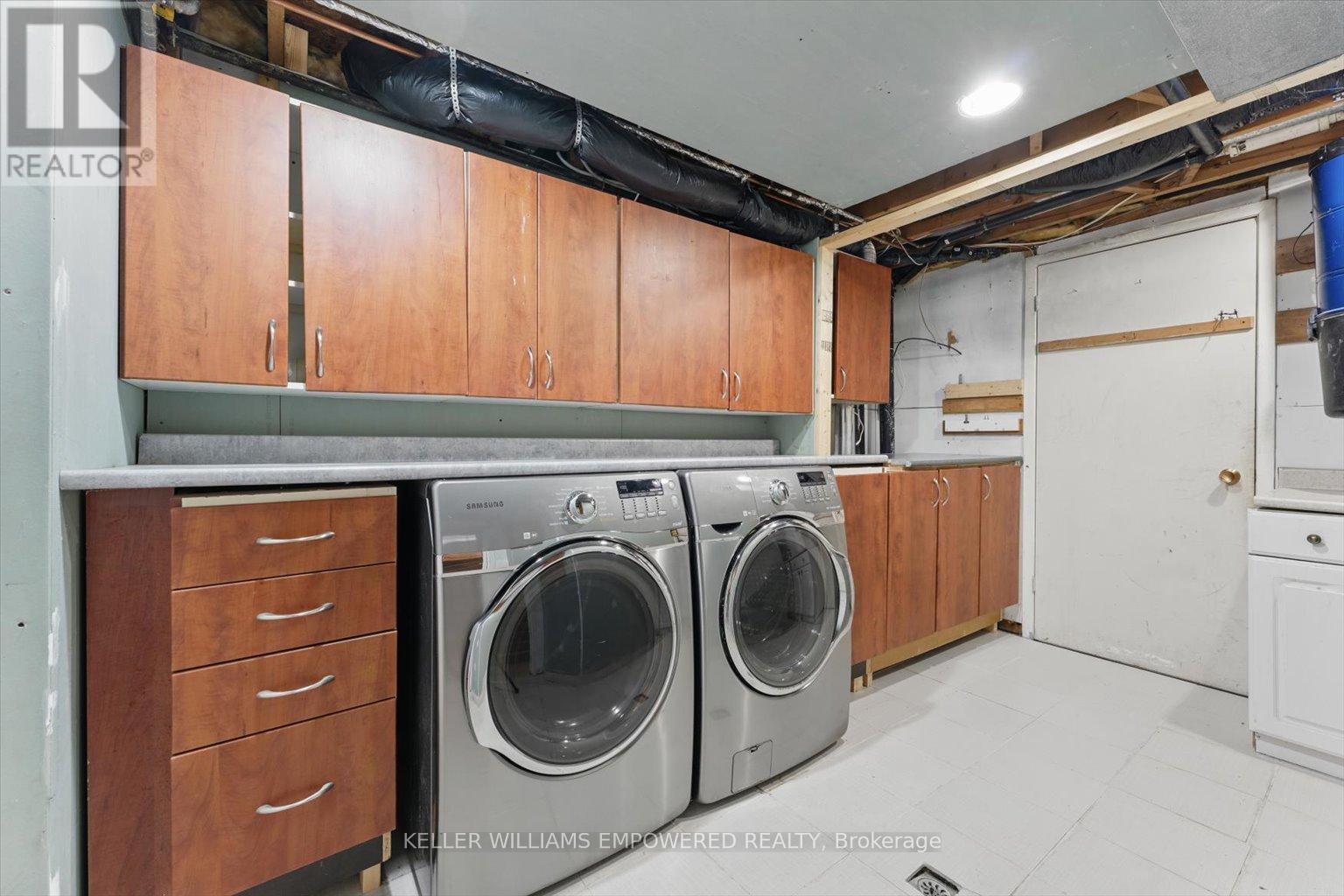 Main & Upper - 197 Stephen Street, Richmond Hill, Ontario  L4C 5N9 - Photo 36 - N12187075