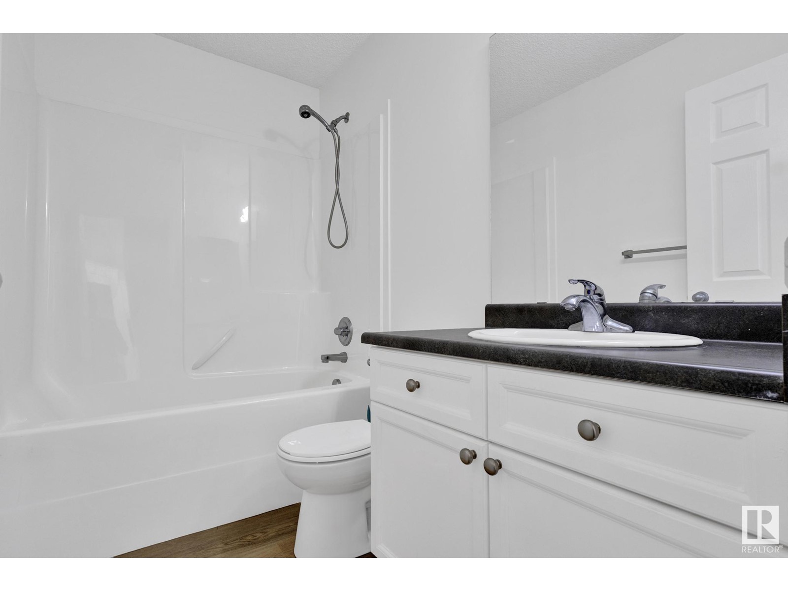 350 Macewan Rd Sw, Edmonton, Alberta  T6W 1V5 - Photo 21 - E4439740