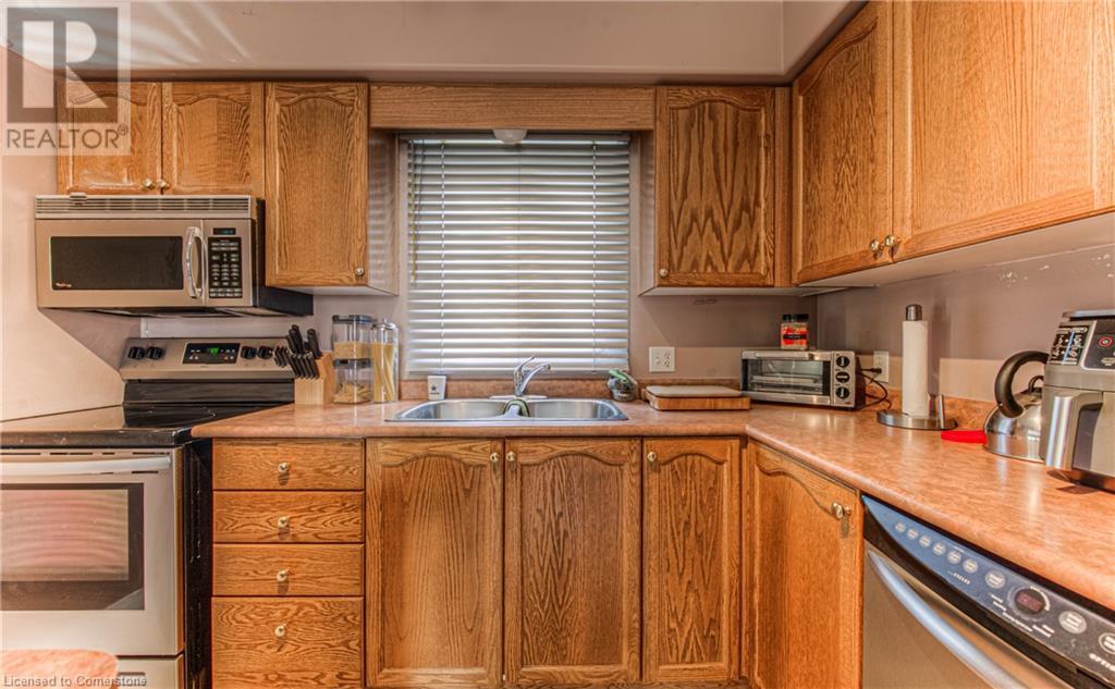 112 Milfoil Crescent, Kitchener, Ontario  N2E 3L3 - Photo 10 - 40735915