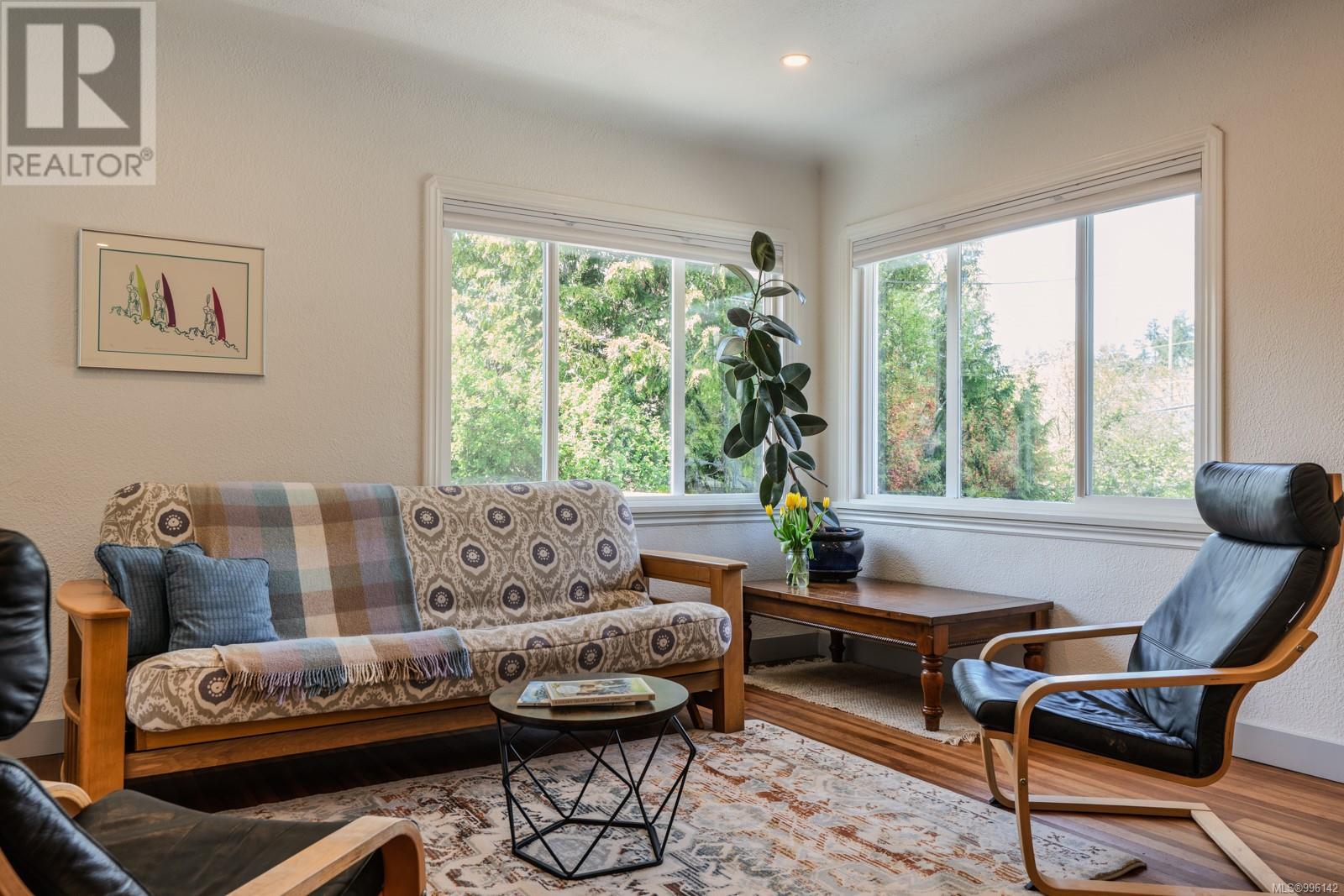 Property at 391 Seventh St image 5