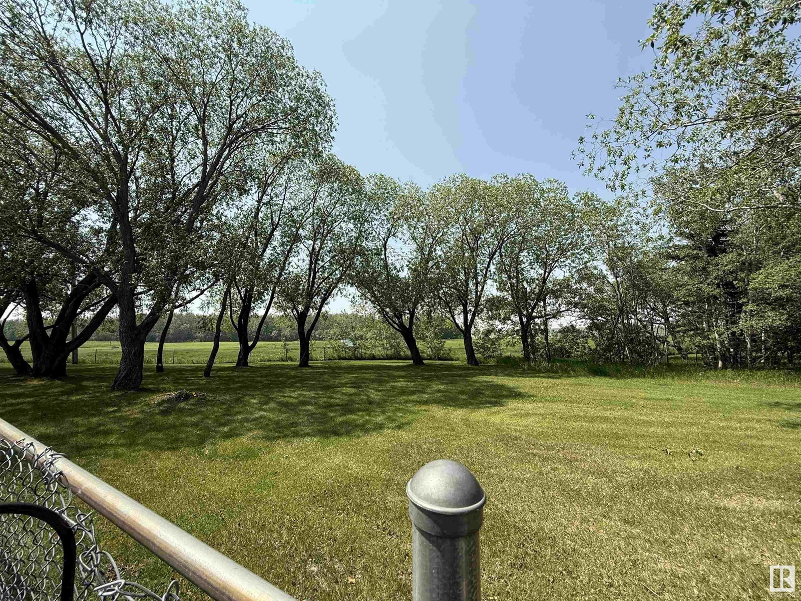 Property at 1114 MOYER DR image 4