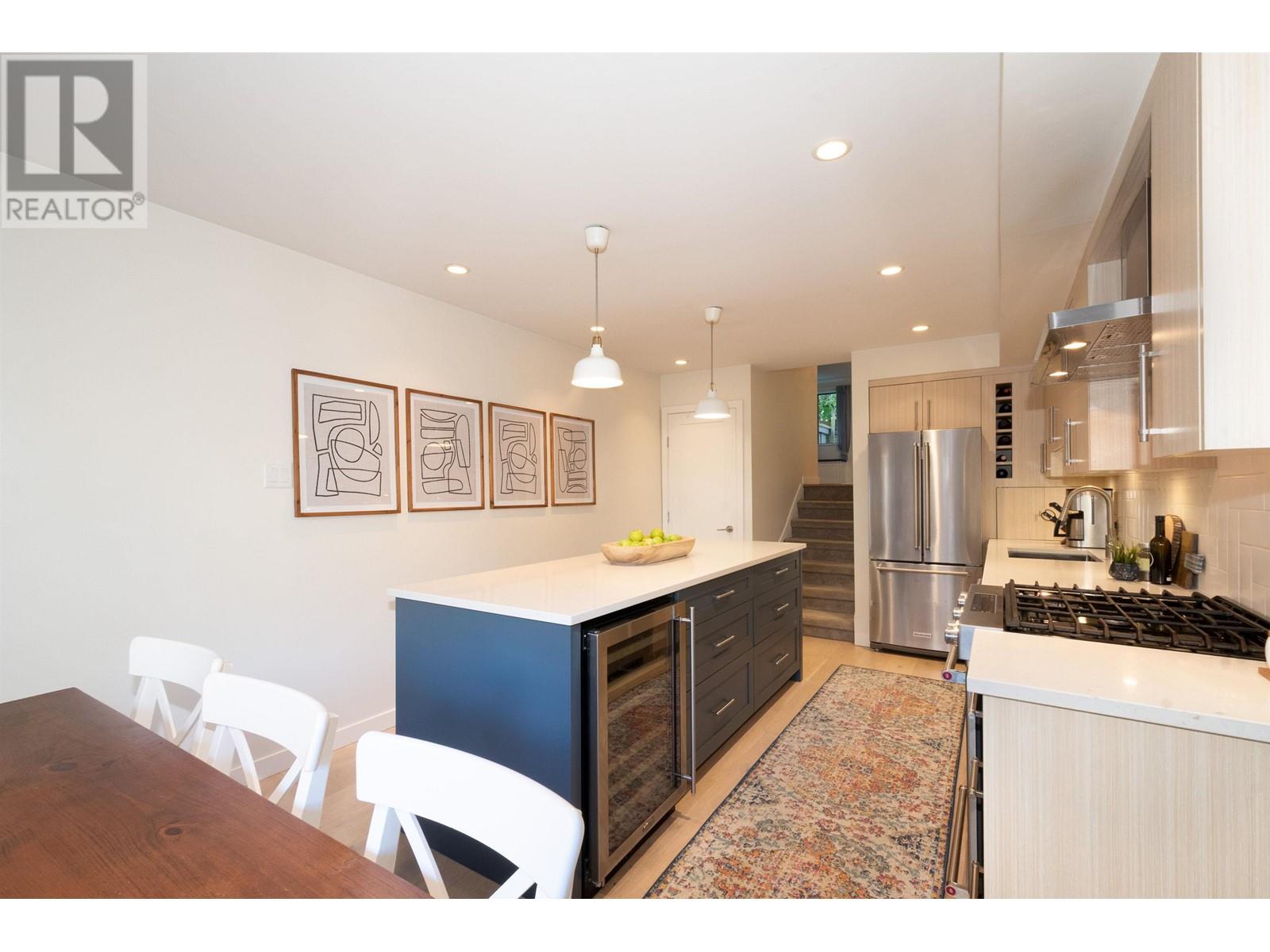 712 Millyard, Vancouver, British Columbia  V5Z 4A1 - Photo 2 - R3009488