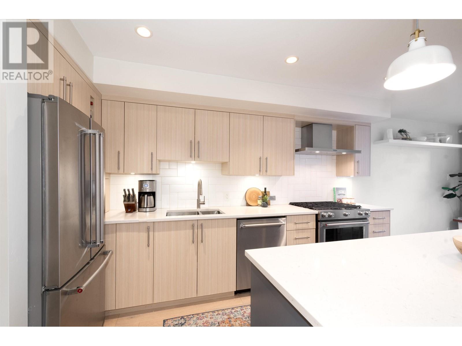 712 Millyard, Vancouver, British Columbia  V5Z 4A1 - Photo 3 - R3009488