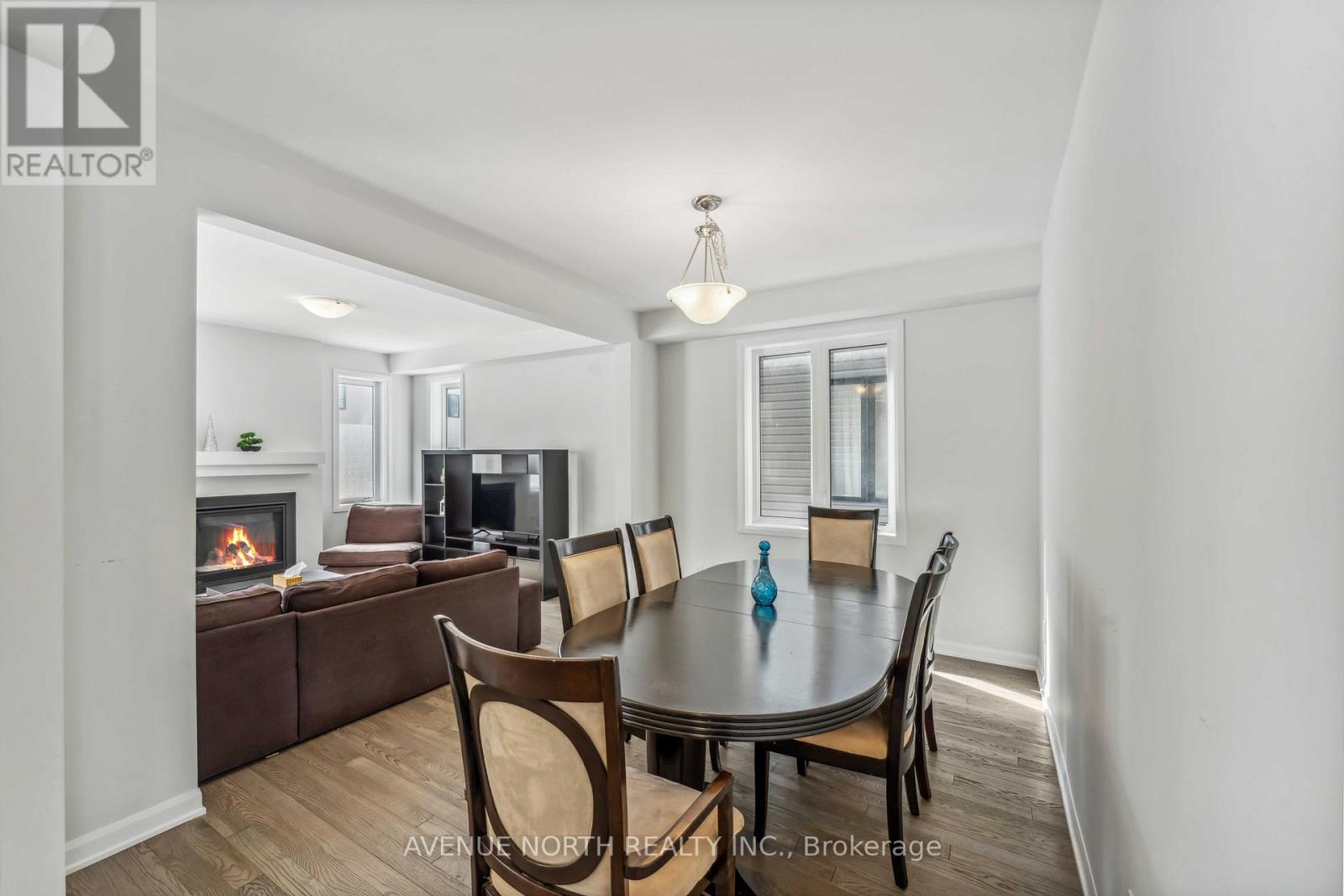 841 Cappamore Drive, Ottawa, Ontario  K2J 7C3 - Photo 6 - X12118545