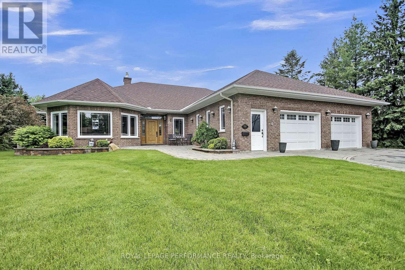 <h3>$989,900</h3><p>1292 Ben Royal Avenue, Ottawa, Ontario</p>