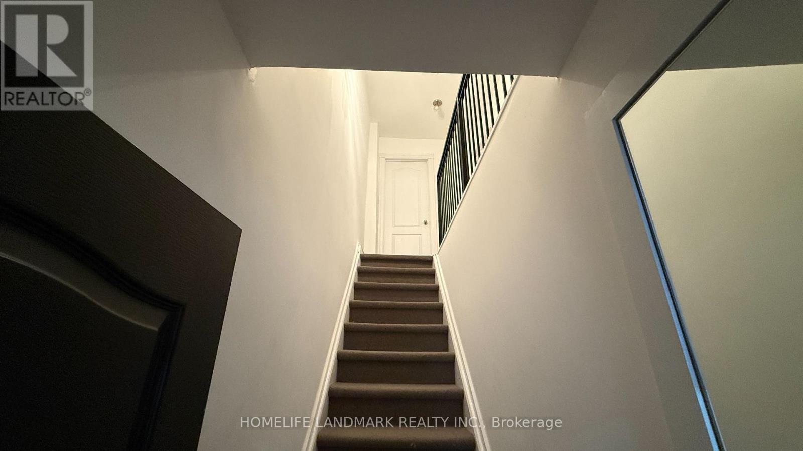 SECOND FLOOR - 666 MOUNT PLEASANT ROAD, Toronto, Ontario