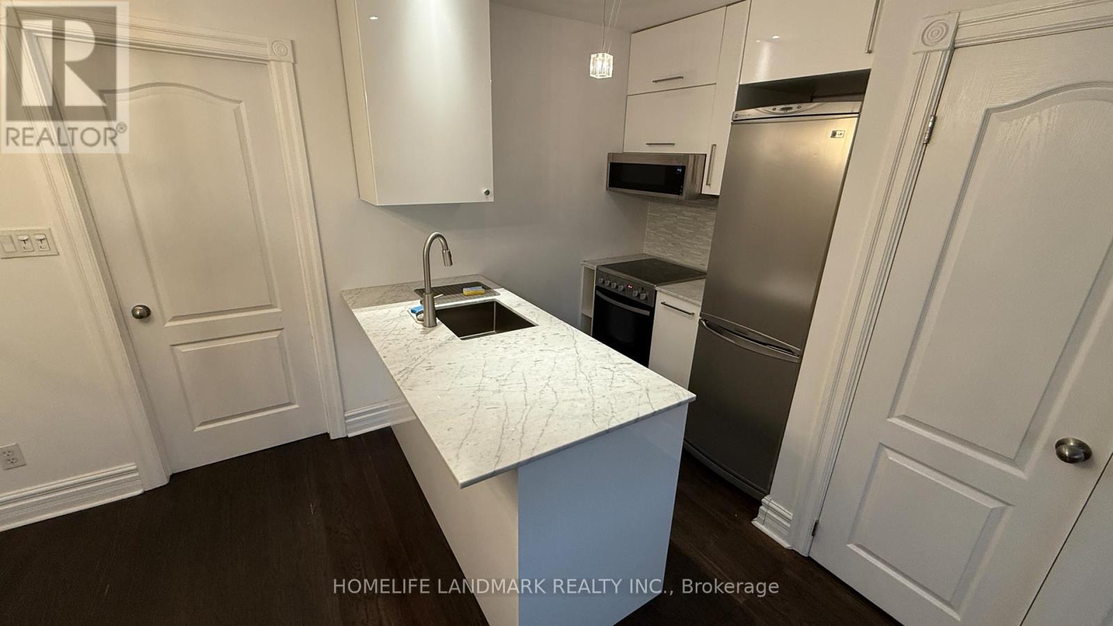 Second Floor - 666 Mount Pleasant Road, Toronto, Ontario  M4S 2N3 - Photo 7 - C12187095