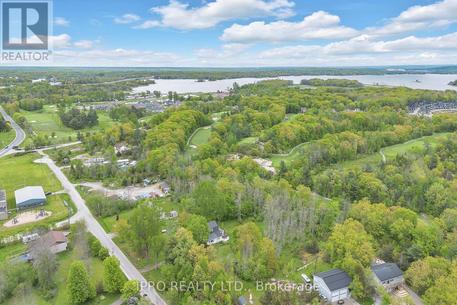 61 Leduc Lane, Georgian Bay, Ontario  L0K 1S0 - Photo 4 - X12170502