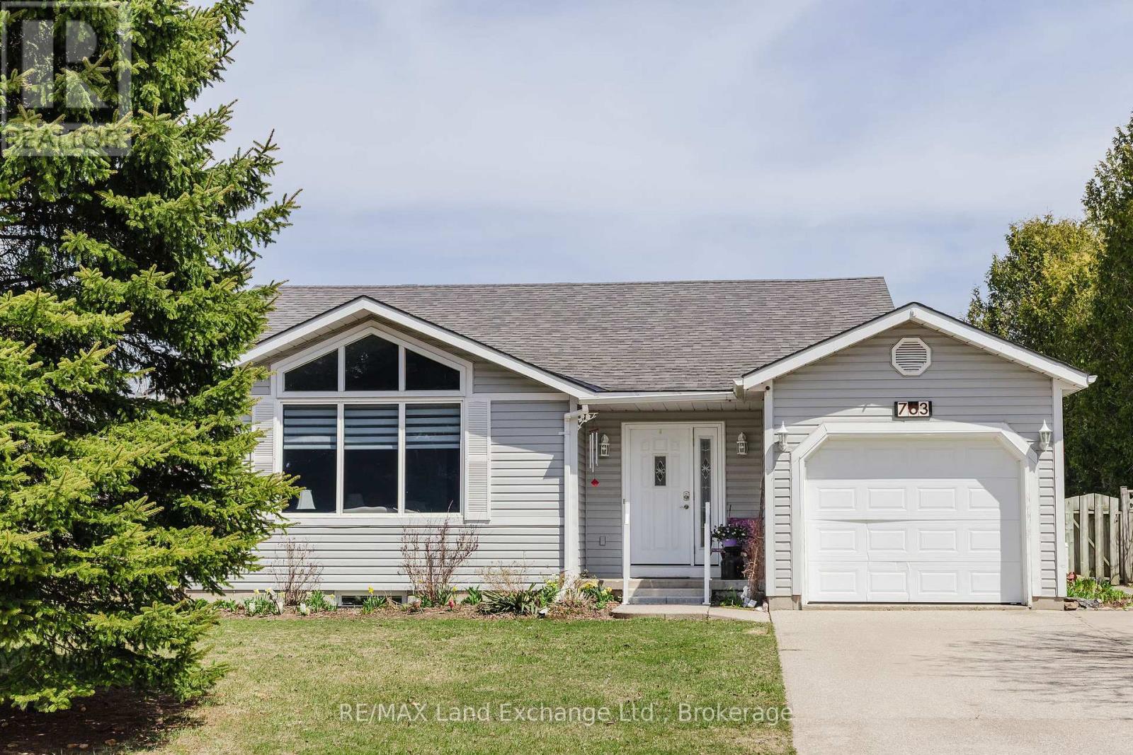 763 BRADFORD STREET, Saugeen Shores, Ontario