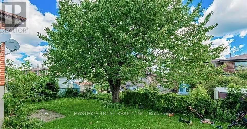 25 Navaho Drive, Toronto, Ontario  M2H 2X2 - Photo 20 - C12187109