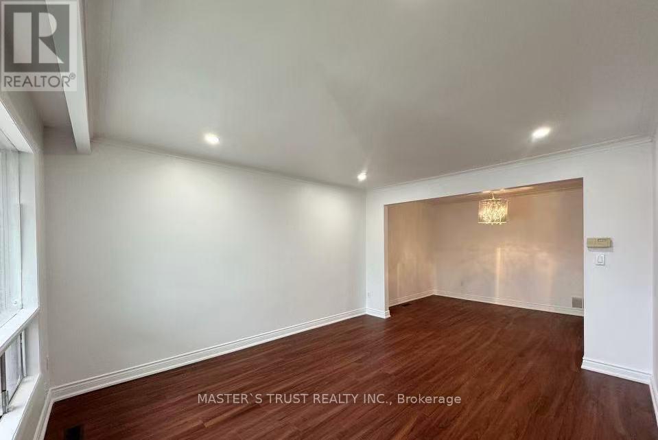 25 Navaho Drive, Toronto, Ontario  M2H 2X2 - Photo 3 - C12187109