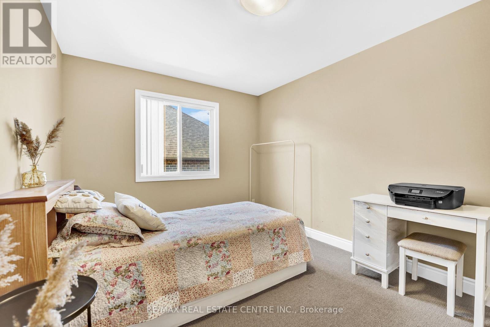 28 Stonecrest Boulevard, Quinte West, Ontario  K8R 0A4 - Photo 23 - X12187110
