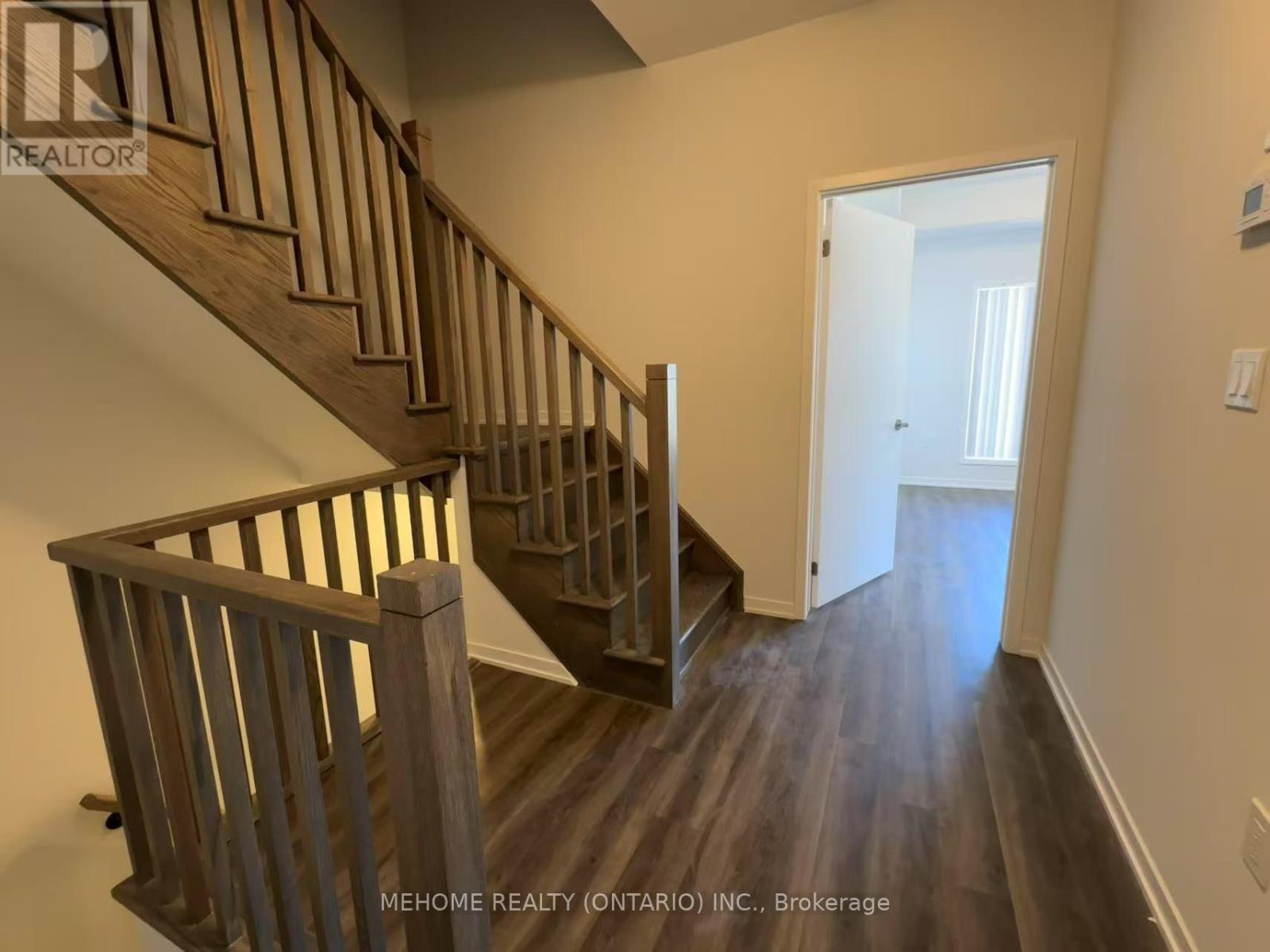Th 364 - 90 Honeycrisp Crescent, Vaughan, Ontario  L4K 0N7 - Photo 8 - N12187126