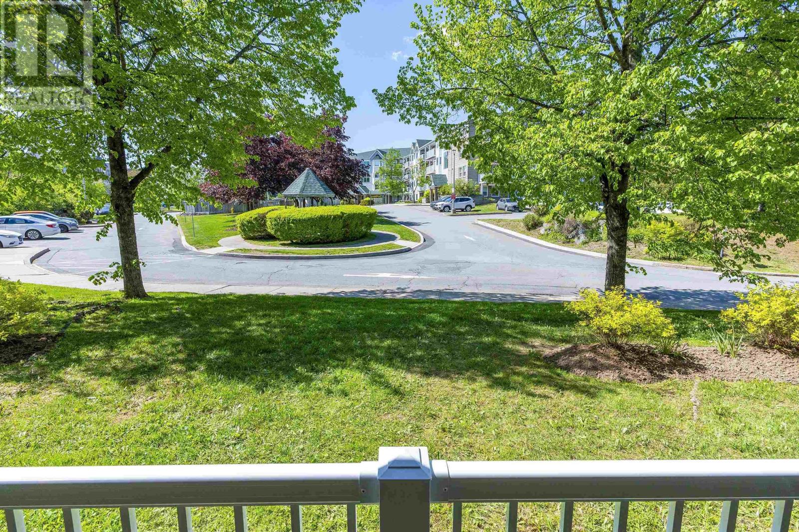 209 83 Kearney Lake Road, Halifax, Nova Scotia  B3M 4E6 - Photo 38 - 202512896