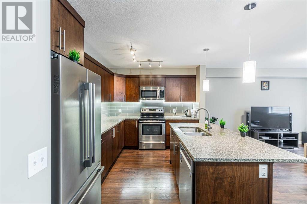 535 Redstone View Ne, Calgary, Alberta  T3N 1B5 - Photo 12 - A2208108