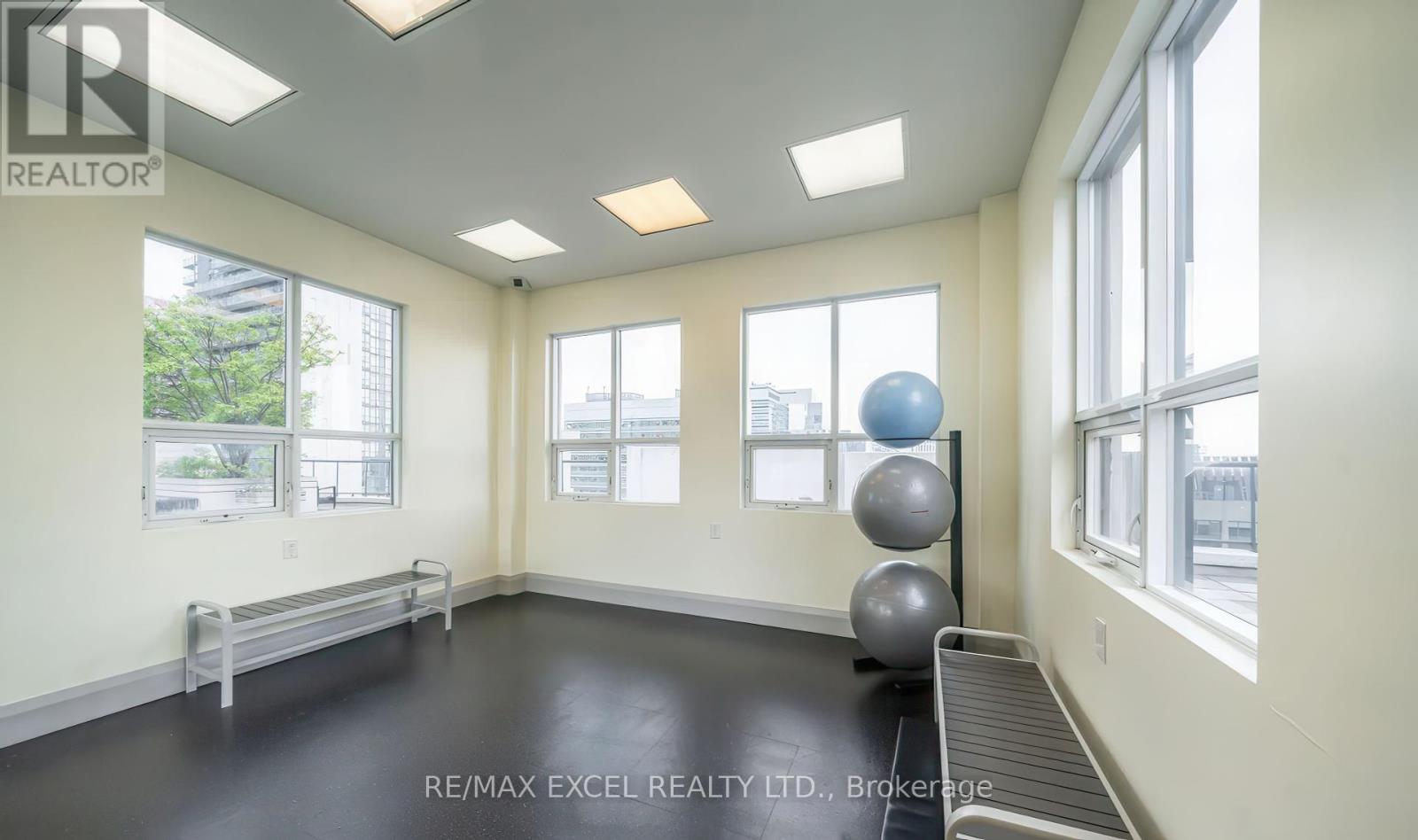 1705 - 801 Bay Street S, Toronto, Ontario  M5S 1Y9 - Photo 24 - C12186019