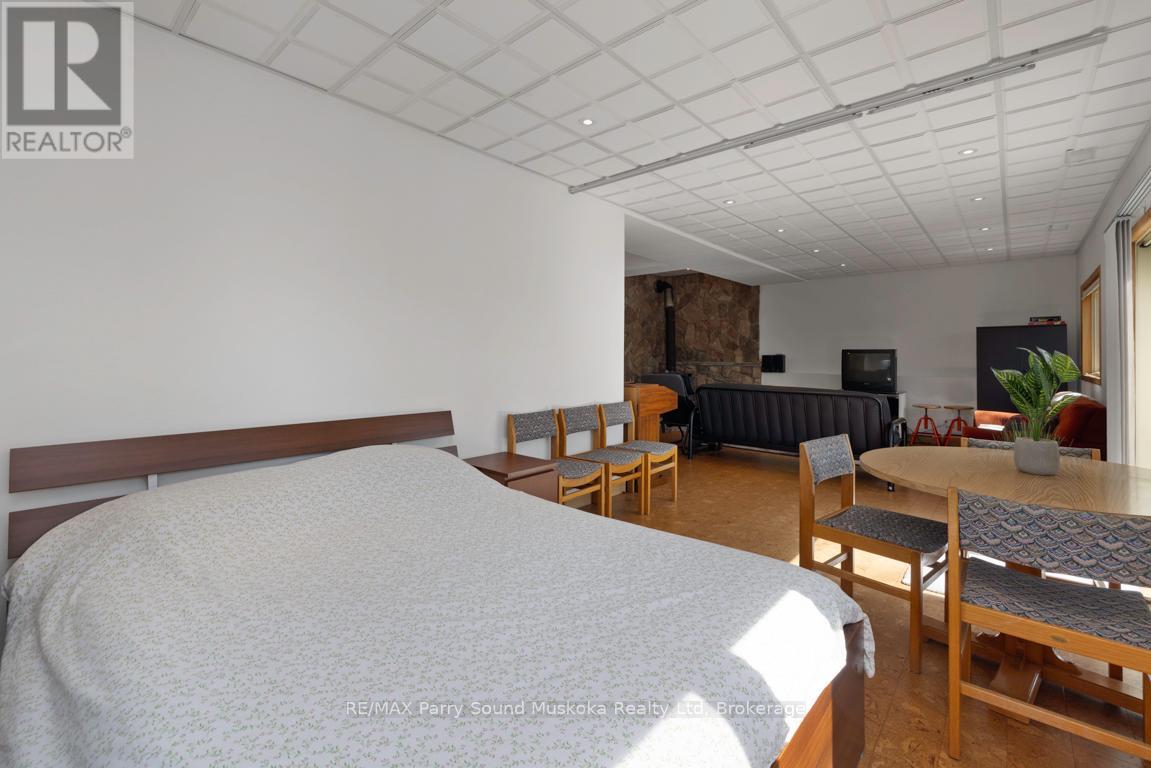 38 Shebeshekong Estates Road S, Carling, Ontario P0G 1G0 - Photo 28 - X12105250