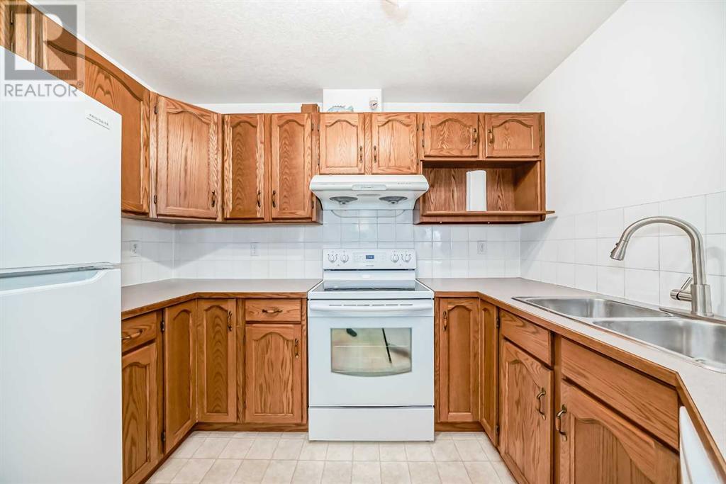 435, 165 Manora Place Ne, Calgary, Alberta  T2A 7X5 - Photo 9 - A2226595