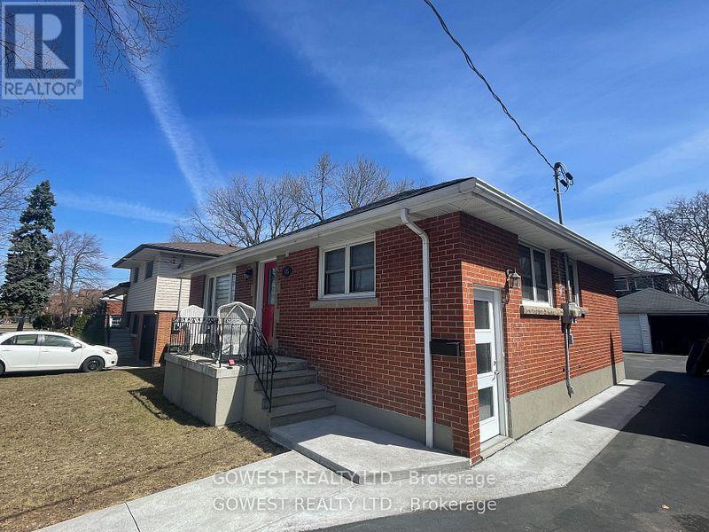 Lower Level - 135 West 27 Street, Hamilton, Ontario  L9T 5A2 - Photo 2 - X12187135