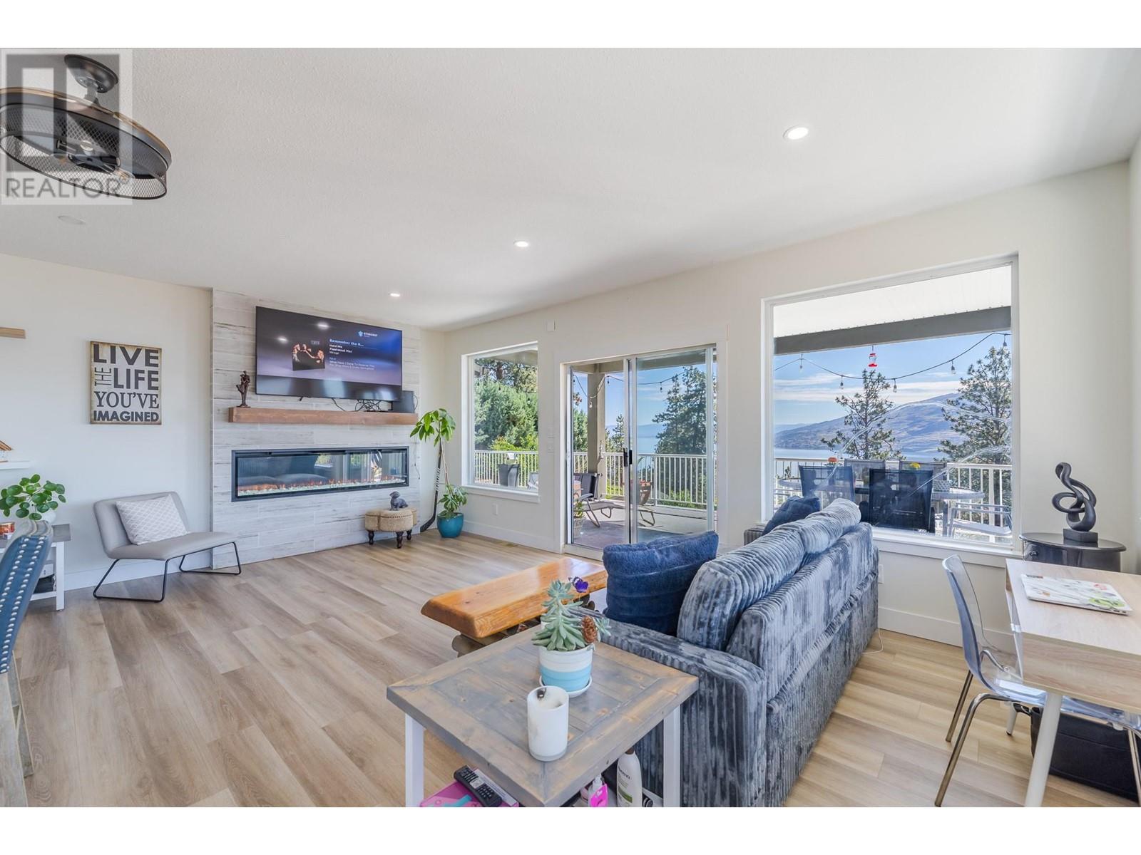 6471 Vernon Avenue, Peachland, British Columbia  V0H 1X8 - Photo 14 - 10342209