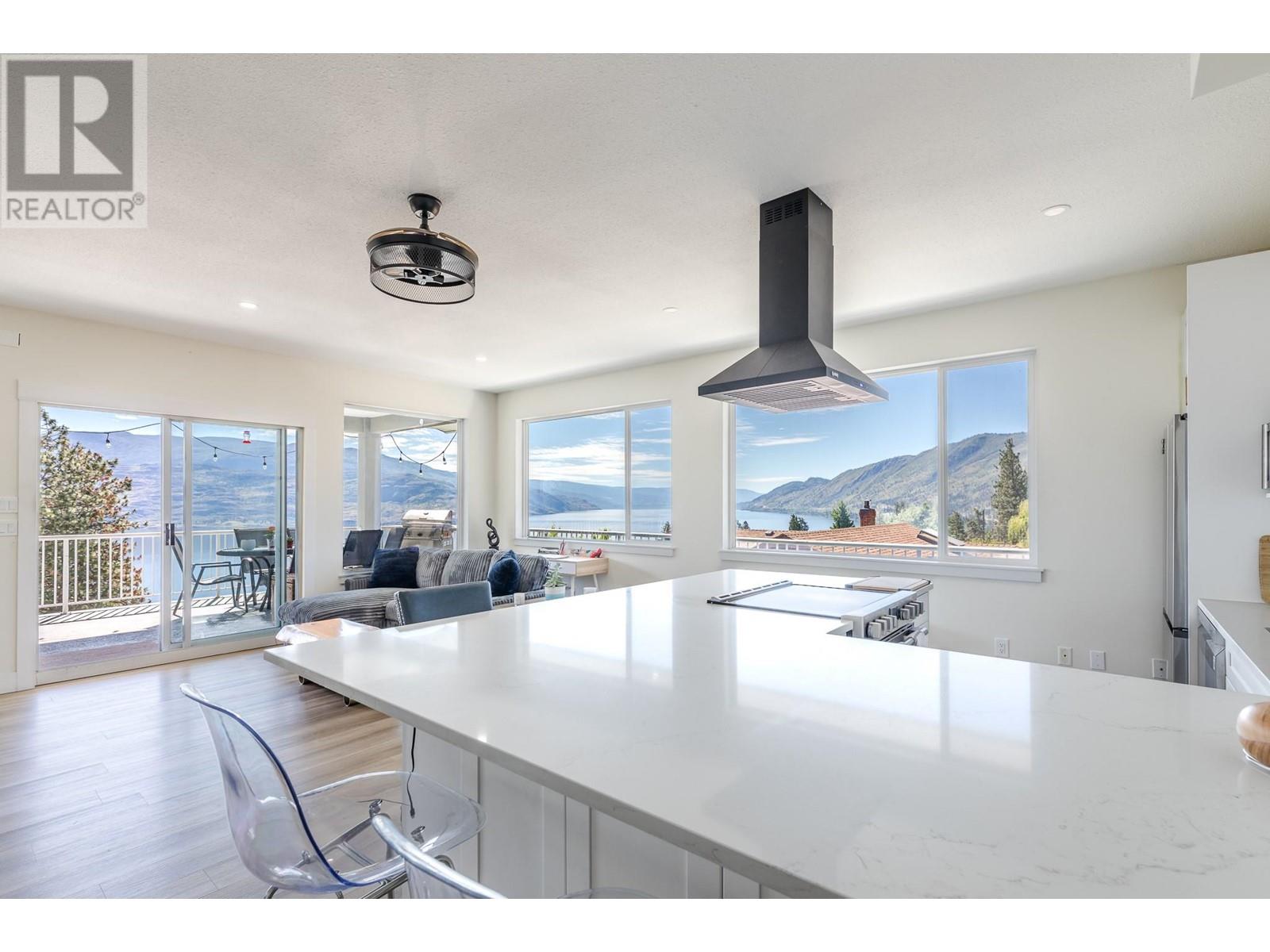 6471 Vernon Avenue, Peachland, British Columbia  V0H 1X8 - Photo 9 - 10342209