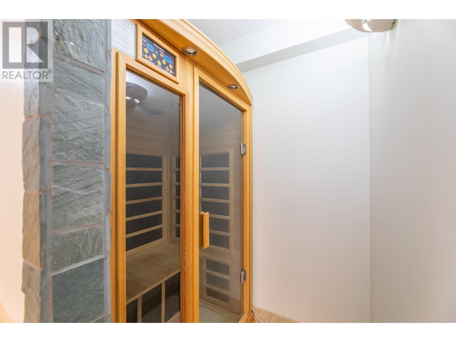 6471 Vernon Avenue, Peachland, British Columbia  V0H 1X8 - Photo 55 - 10342209